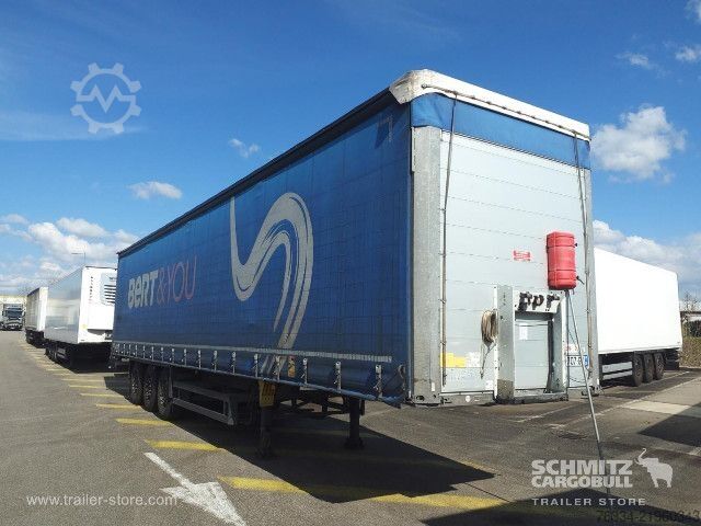 Semi-remorque bâchée Schmitz Cargobull Semitrailer Curtainsider Standard
