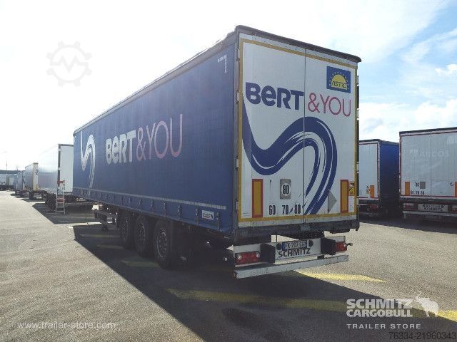 Semi-remorque bâchée Schmitz Cargobull Semitrailer Curtainsider Standard