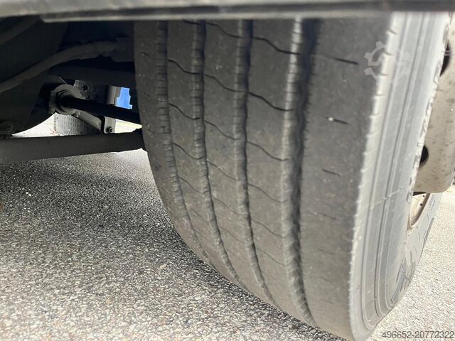 Box carrier truck DAF XF 440 FAN