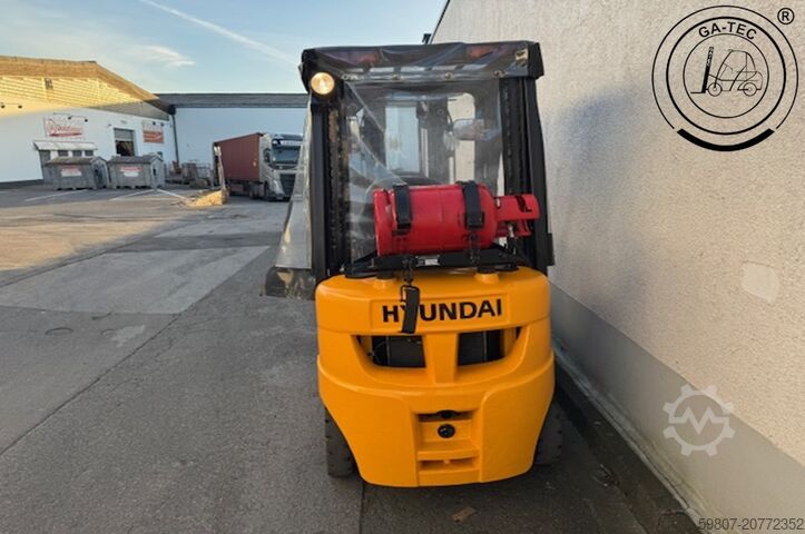 Stivuitoare GPL Hyundai 15L-7A