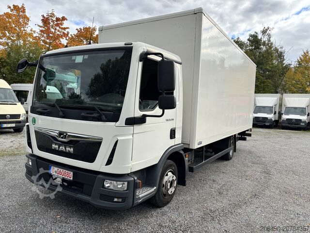 Camión con carrocería de caja y plataforma elevadora trasera MAN TGL 8.190 BL, 2xAHK, KLIMA, Diff.sp.