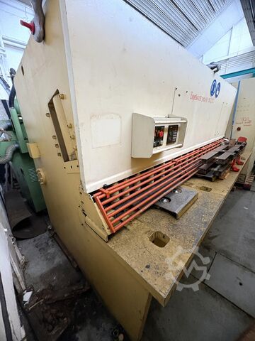 Cisaille guillotine Beyeler CP-3100X13