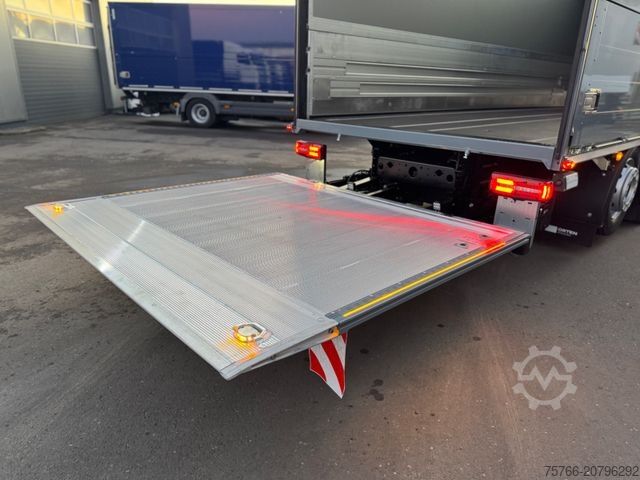 Camión de bebidas MAN TGM 26.320 L / LBW / LENKACHSE / 18 PAL