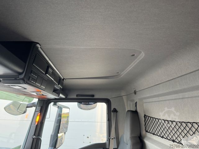 Camión de bebidas MAN TGM 26.320 L / LBW / LENKACHSE / 18 PAL