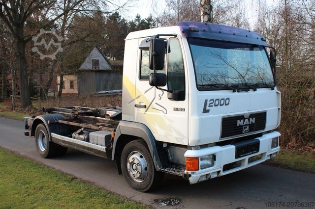 Furgón volquete MAN 8.163 BL City Abroller L2000