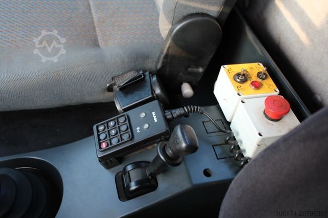 Furgón volquete MAN 8.163 BL City Abroller L2000