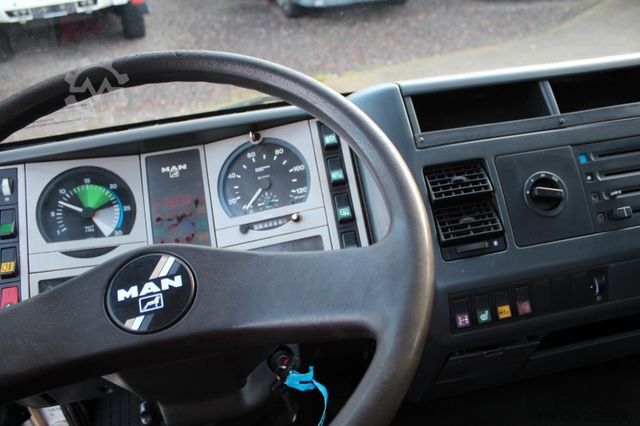 Furgón volquete MAN 8.163 BL City Abroller L2000