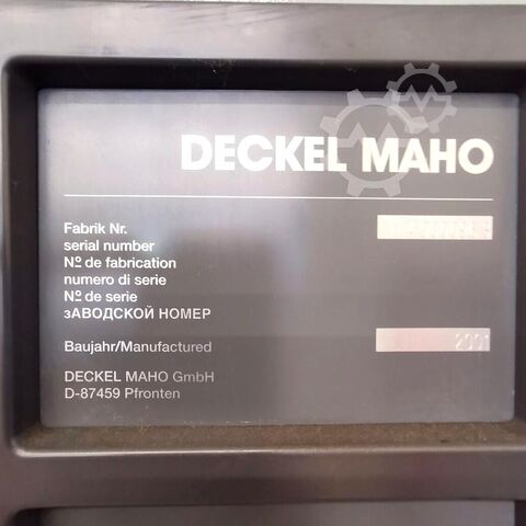 Universal-Bearbeitungszentrum Deckel Maho DMU100T