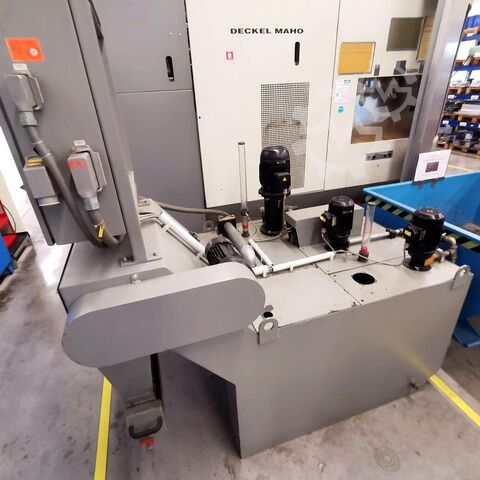 Universal-Bearbeitungszentrum Deckel Maho DMU100T