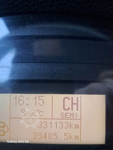 Camião plataforma com lona iveco ML 140 E 25 P