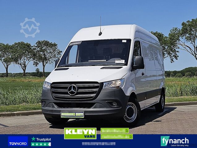 Stationvogn med højt tag MERCEDES-BENZ SPRINTER 314 L2H2 Mbux10 + Navi!