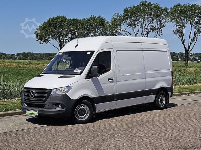 Stationvogn med højt tag MERCEDES-BENZ SPRINTER 314 L2H2 Mbux10 + Navi!