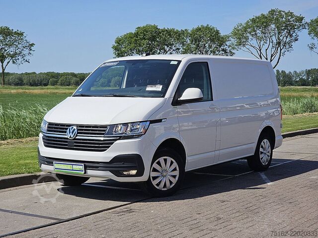 Camioneta familiar de techo alto VOLKSWAGEN TRANSPORTER 2.0 TDI L1H1 150Pk NAP Euro6