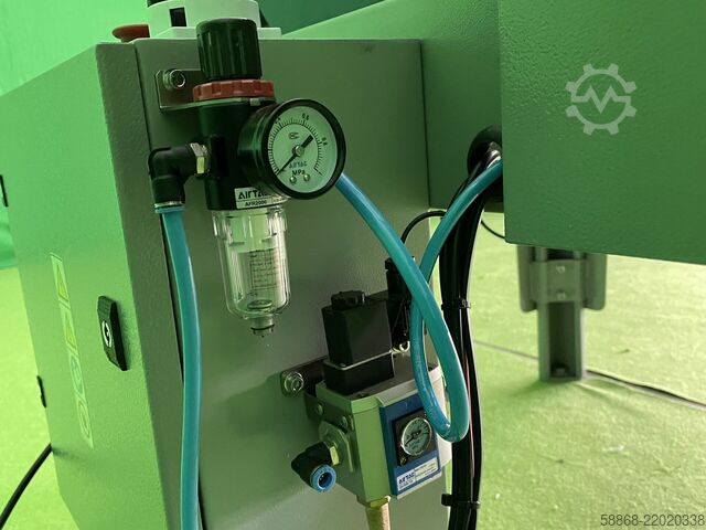 Tesnilo za odprte kartonske škatle Kartonverschließmaschine min. B115/H110 MH-FJ-3A mit Deckelverschließmechanismus