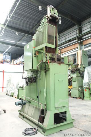 Вертикальный протяжной станок Forst RSIA-20-1320