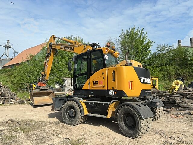 Mobilbagger Hydrema RB15-MX18 with tiltrotator, quick coupler and excavator bucket