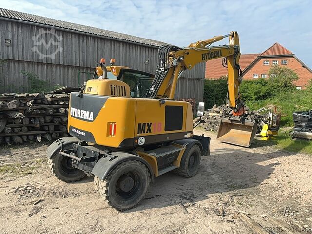Mobilbagger Hydrema RB15-MX18 with tiltrotator, quick coupler and excavator bucket
