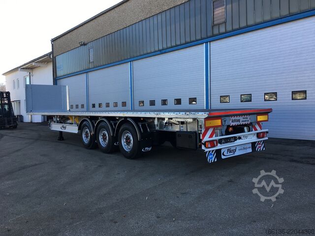 Open semitrailer Fliegl 3-Achs Plateausattel teleskopierbar