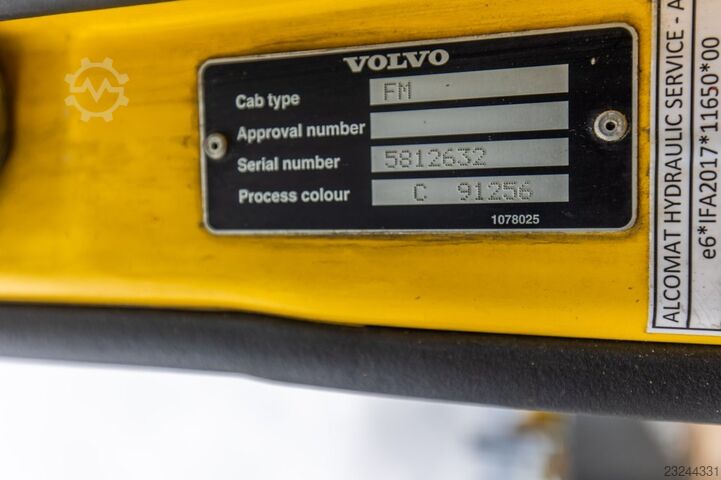 VOLVO FMX 410 + CIFA MAGNUM 28.4 VOLVO FMX 410 + CIFA MAGNUM 28.4
