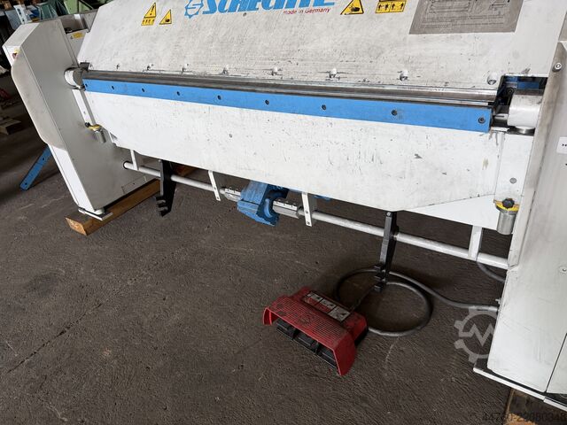 Mesin penekuk plat logam Schechtl MAX 200