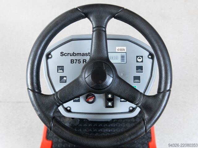Hako Scrubmaster B75 R TB650 NOVÉ AKUMULÁTORY Hako Scrubmaster B75 R TB650 - 2016y - 830h