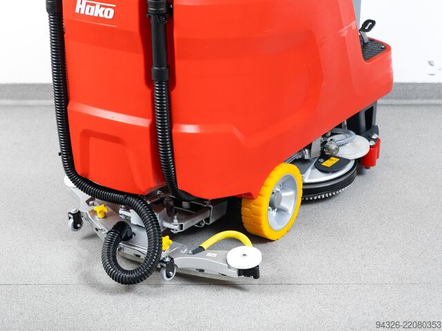 Hako Scrubmaster B75 R TB650 NOVÉ AKUMULÁTORY Hako Scrubmaster B75 R TB650 - 2016y - 830h