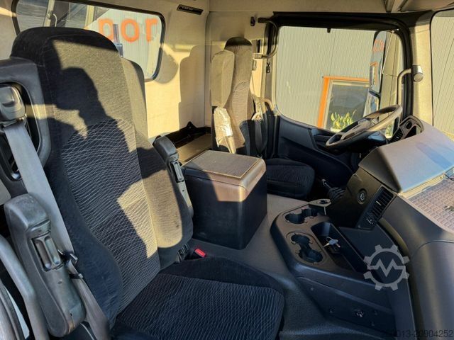 Pašizgāzējs kravas automašīna MERCEDES-BENZ AROCS 3345 6x6 Euro 6 Kipper mit Bordmatik