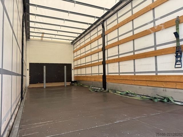 Camião plataforma com lona MERCEDES-BENZ ATEGO 1527 L Pritsche/Plane 7,40 m*AHK+SCHIEBE