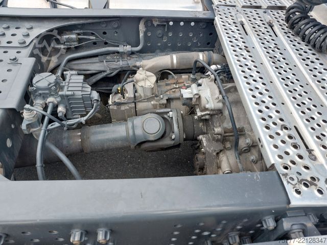 Standard tractor unit MERCEDES-BENZ Actros 18-45 Giga Space-MP 5- Retarder-2 Tanks