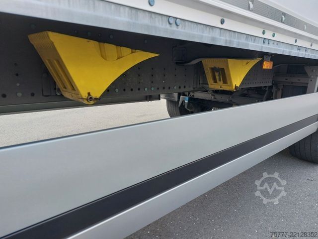 Semirremolque caja SCHMITZ CARGOBULL SKO 24/L-Trockenfrachtkoffer- Liftachse-Miete/re