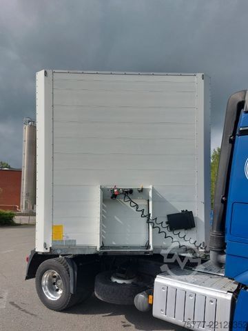 Semirremolque caja SCHMITZ CARGOBULL SKO 24/L-Trockenfrachtkoffer- Liftachse-Miete/re