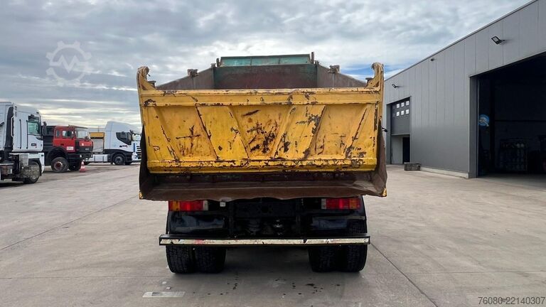 3-puoleinen kippauslaite Renault KERAX 340 (POMPE MANUELLE / BOITE MANUELLE / MA...