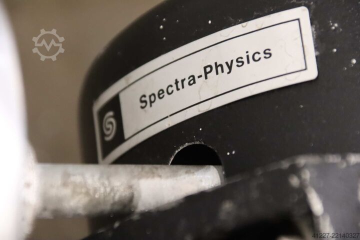 Teodoliitin jalusta Spectra-Physics 950  Höhe bis 2345 mm