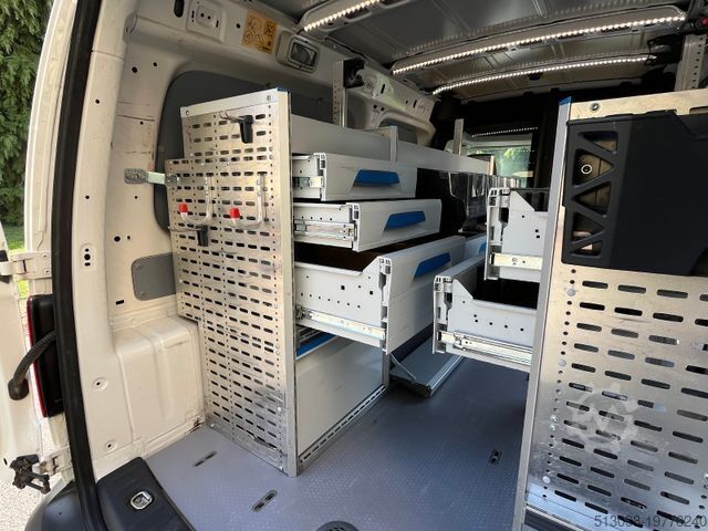 Kastenwagen VOLKSWAGEN CADDY MAXI REGALS. TEMP. 4MOTION DACHTRÄ. KLIMA