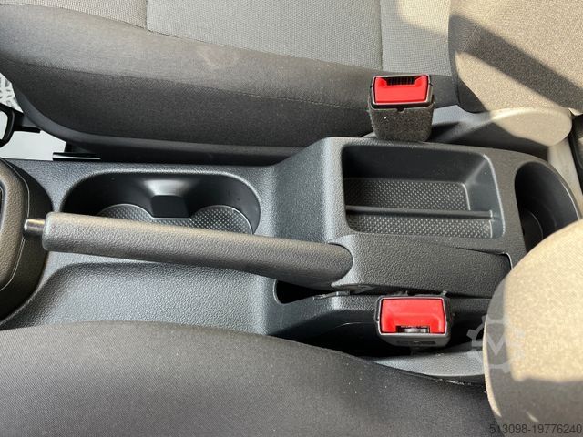 Panel van VOLKSWAGEN CADDY MAXI REGALS. TEMP. 4MOTION DACHTRÄ. KLIMA