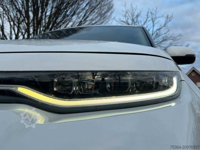 Фургон KIA Soul e-Soul DynamicLine 64 kWh LED Navi Kamera