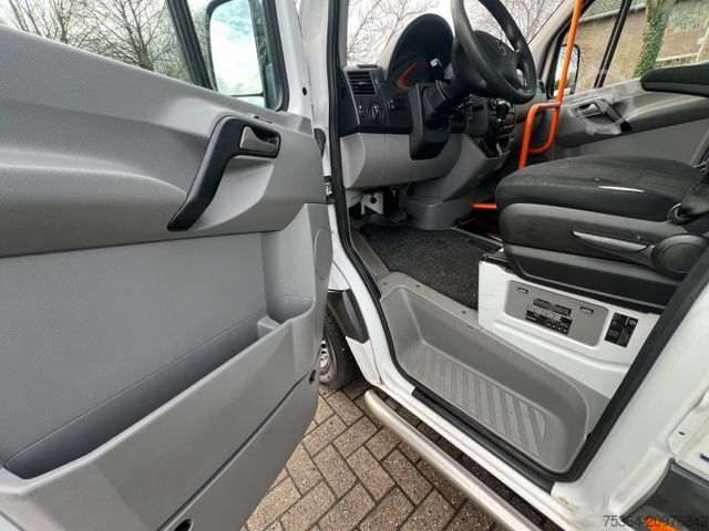 Минибус MERCEDES-BENZ Sprinter 314 BlueTEC 9Sitze+Rollstuhllift Klima