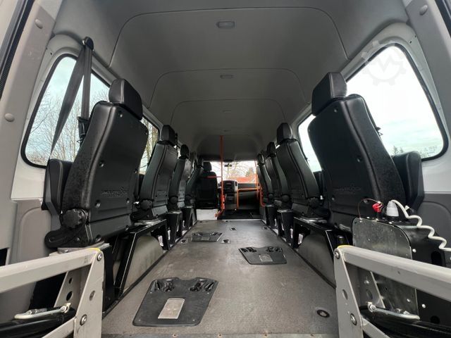Минибус MERCEDES-BENZ Sprinter 314 BlueTEC 9Sitze+Rollstuhllift Klima