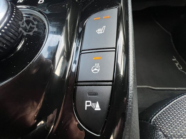 Фургон KIA Soul e-Soul DynamicLine 64 kWh LED Navi Kamera