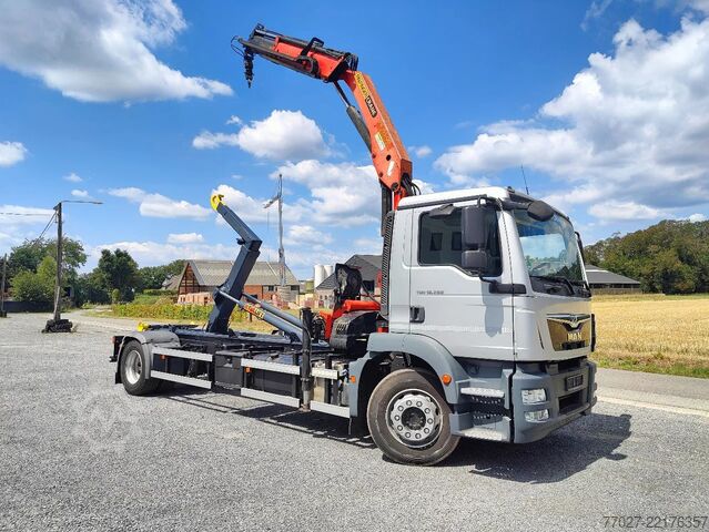हुक आर्म सिस्टम MAN TGM 18.290 4x2 Euro 6 + Crane Palfinger PK15500