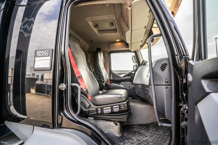 Valigia RENAULT D250 16T.- 36000 KM +DHOLLANDIA 2T.