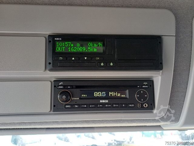 Autocarro con cassone IVECO EUROCARGO ML160E28