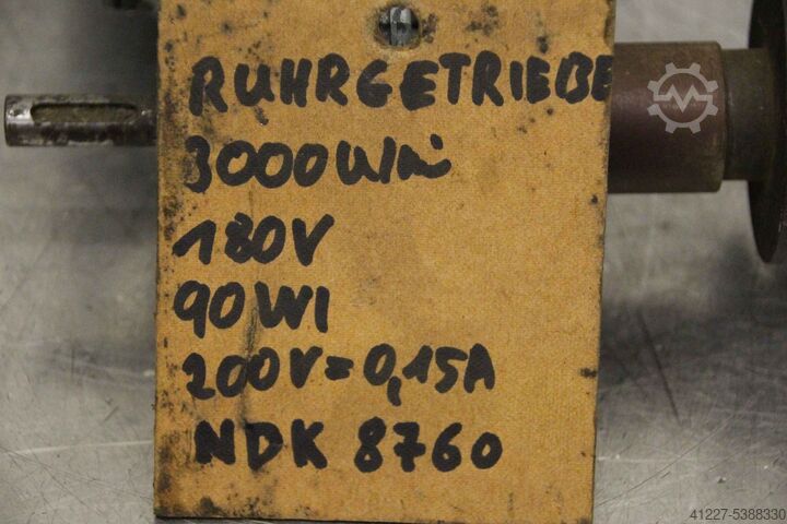 Gear motor 200 V 0.15 A. Ruhrgetriebe NDK 8760