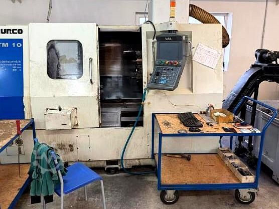 Torno CNC HURCO TM 10