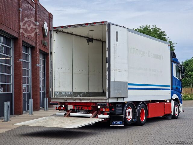 النقل المبرد / المجمد Mercedes-Benz Actros 2553 6x2 - Thermoking frigo - Loadlift +...