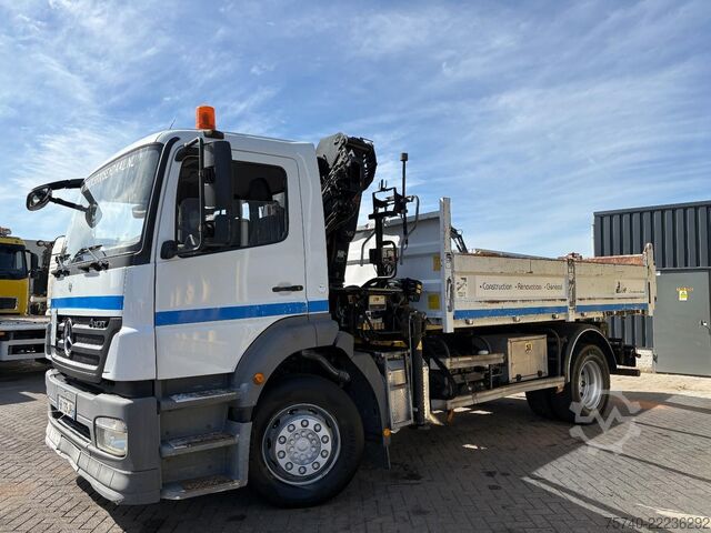 Volquete con grúa Mercedes-Benz Axor + HIAB 088 ES -3 HIDUO + TIPPER + EURO 4