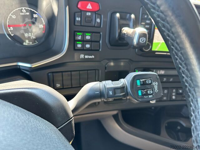 重负 Scania S500 S500 6x4 RETARDER / ontheffing 78 ton / NL...