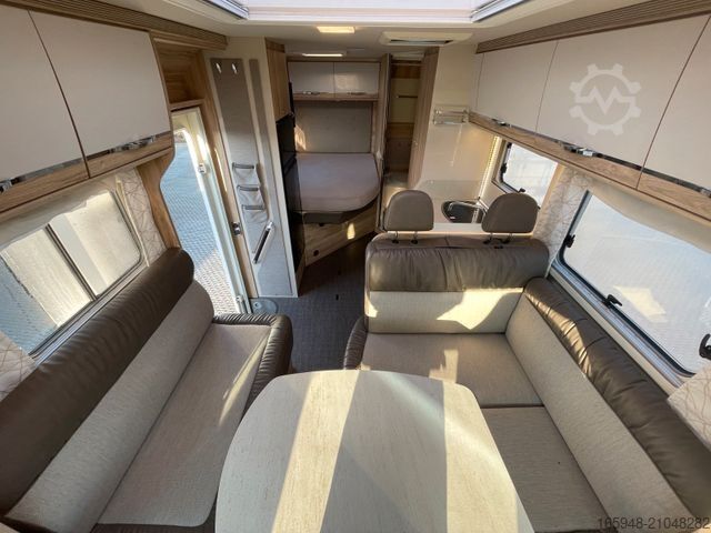 Hálfintegreraður húsbíll EURAMOBIL PT 675 SB ein Raumwunder