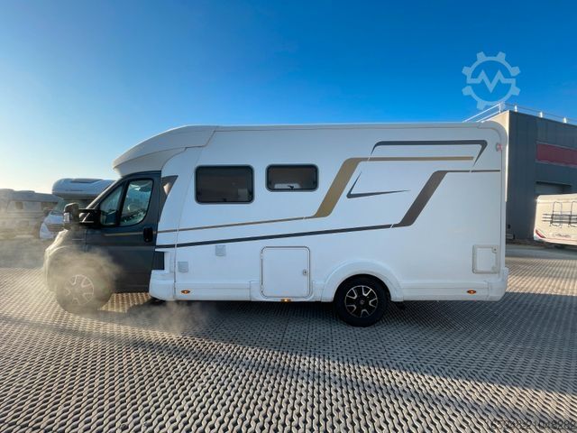 Hálfintegreraður húsbíll EURAMOBIL PT 675 SB ein Raumwunder