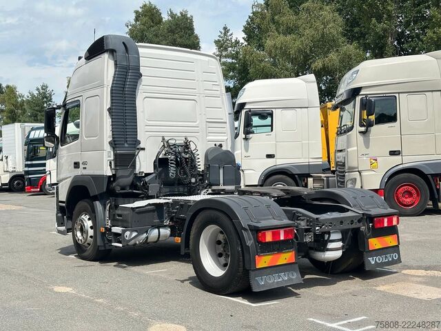Xe tải chở vật liệu nguy hiểm VOLVO FM450 Glob. ADR EXIII/EXIII/PTO ACC